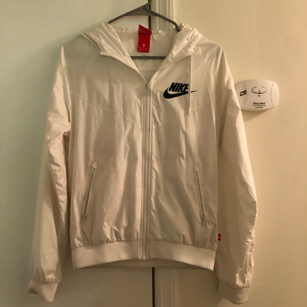 Ike windbreaker